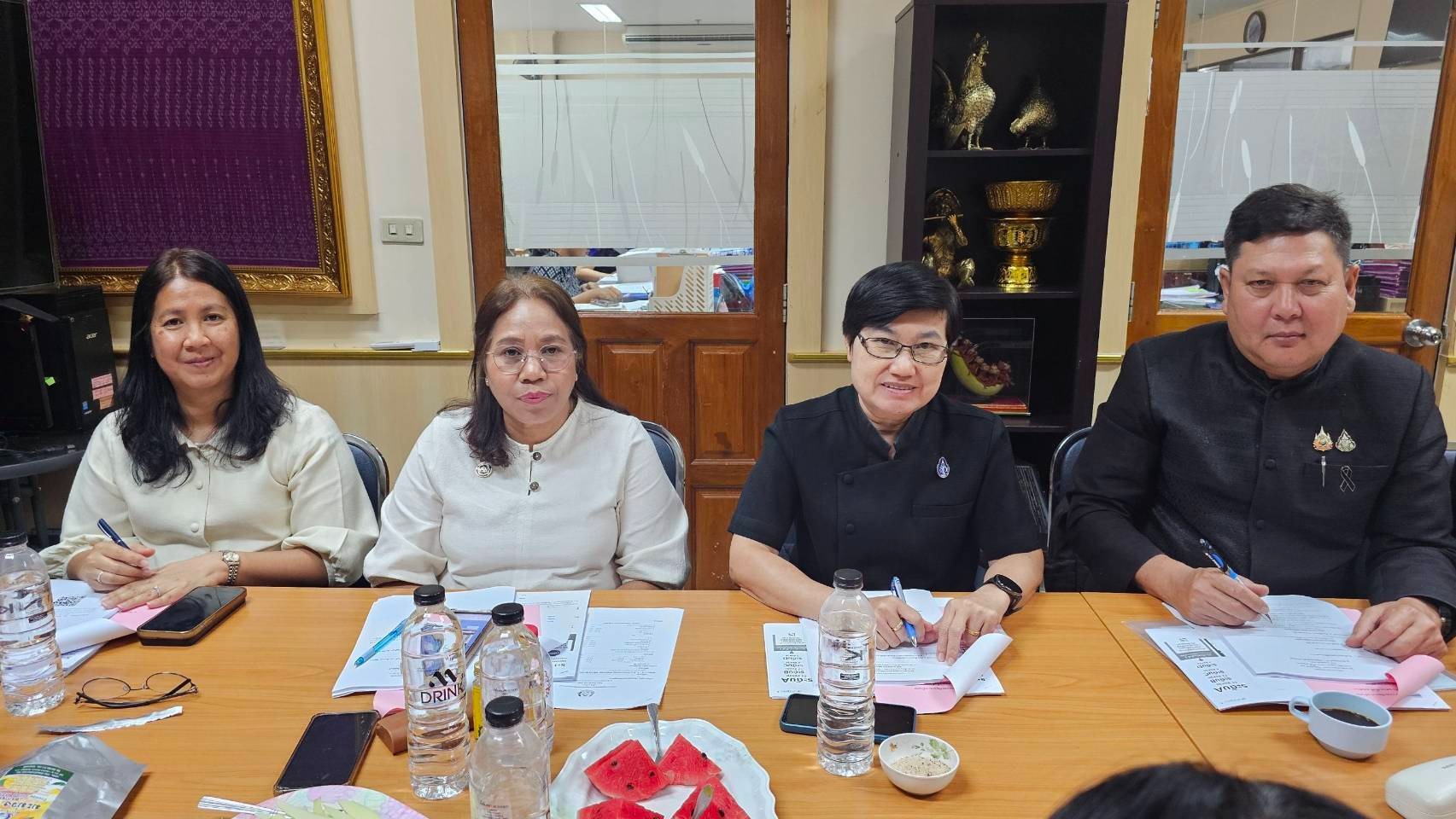 อำเภอโคกสำโรง โดยสำนักงานพัฒนาชุมชนอำเภอโคกสำโรง ร่วมประชุมผู้อำนวยการกลุ่มงานและพัฒนาการอำเภอ ครั้งที่ 4/2569 ประจำเดือนเมษายน 2569 