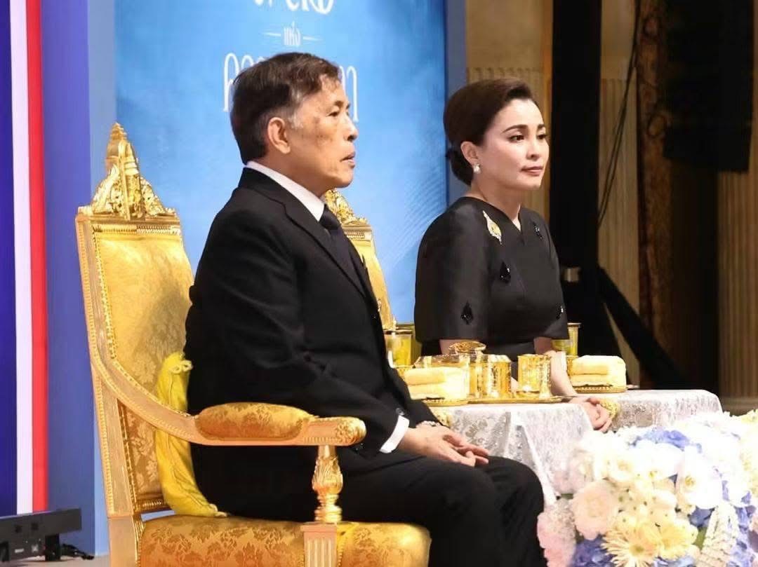 อำเภอโคกสำโรง โดยเครือข่ายกองทุนแม่ของแผ่นดินอำเภอโคกสำโรง ร่วมรับเสด็จพระบาทสมเด็จพระเจ้าอยู่หัว และสมเด็จพระนางเจ้า ฯ พระบรมราชินี ในการเสด็จพระราชดำเนินไปทรงเป็นองค์ประธาน ในงานมหกรรมกองทุนแม่ของแผ่นดิน ประจำปี 2569