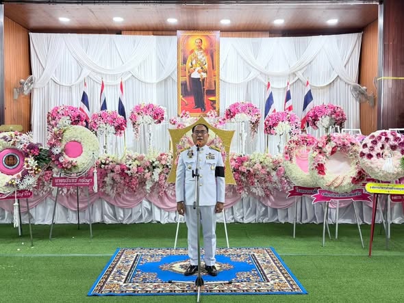 อำเภอโคกสำโรง โดยสำนักงานพัฒนาชุมชนอำเภอโคกสำโรง ร่วมพิธีวางพวงมาลาถวายราชสักการะ เนื่องในวันปิยมหาราช (วันคล้ายวันสวรรคต พระบาทสมเด็จพระปรมินทรมหาจุฬาลงกรณ์ พระจุลจอมเกล้าเจ้าอยู่หัว)  ประจำปี 2569